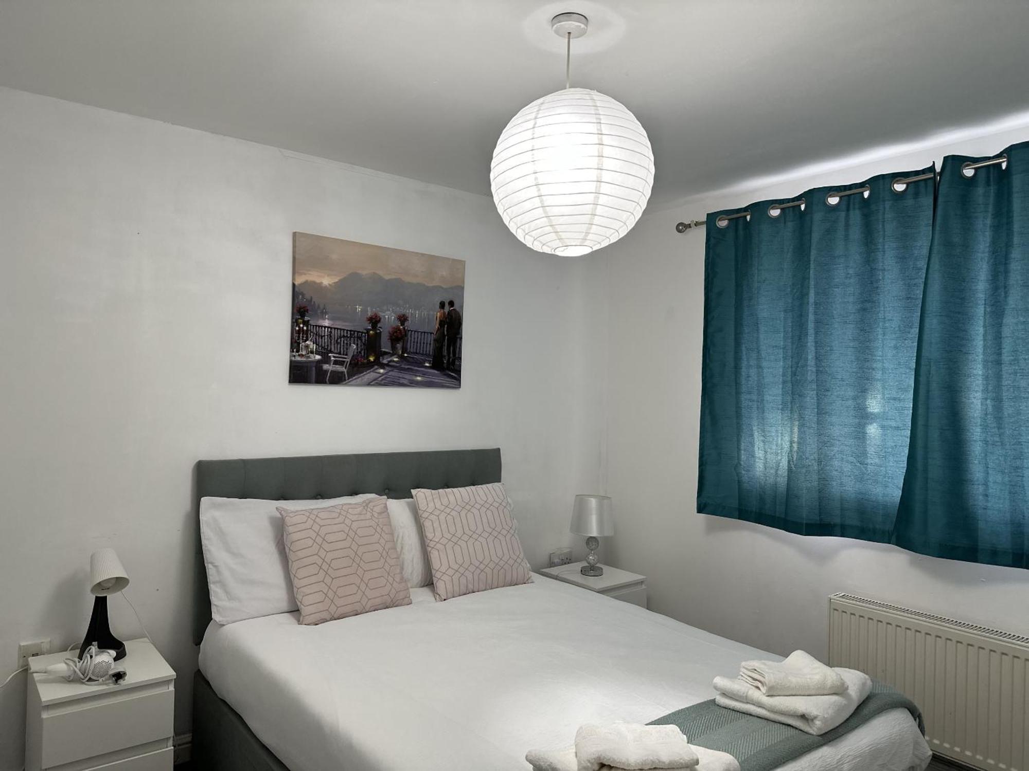 Clover Apartments Hadleigh  外观 照片